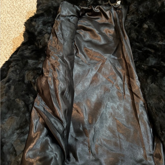 Black faux fur cropped jacket - Picture 2 of 3